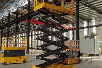 Indoor mobile scissor lift platform 1